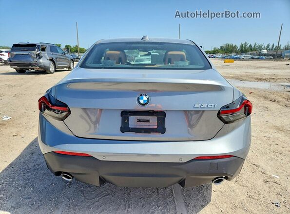3MW23CM02S8F38779 2025 BMW 2 SERIES Gray Vista trasera