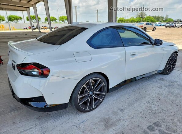 3MW23CM04R8E88817 2024 BMW 2 SERIES White Rear right