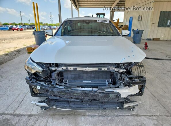 3MW23CM04R8E88817 2024 BMW 2 SERIES White Front view