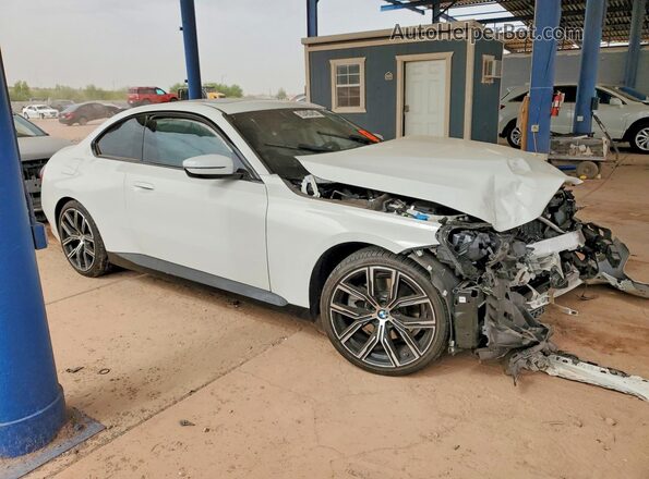 3MW23CM09P8D09197 2023 BMW 2 SERIES White Delantero derecho