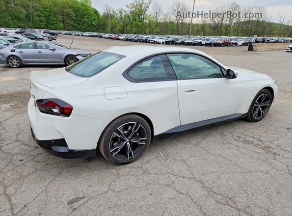 3MW33CM02R8E57182 2024 BMW 2 SERIES White Rear right