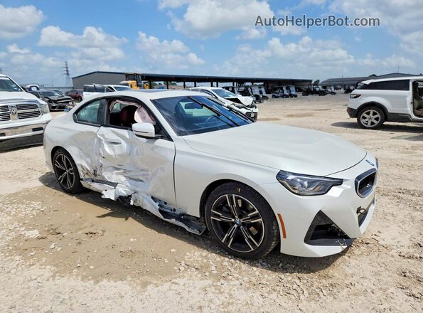 3MW33CM08T8F93078 2026 BMW 2 SERIES White Przód prawy