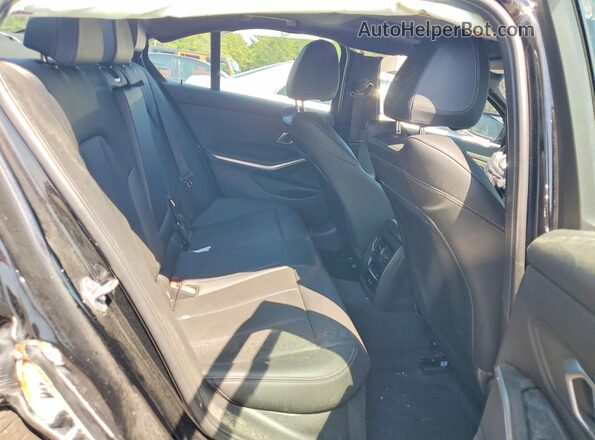 3MW39FF03R8E09509 2024 BMW 3 SERIES Черный Вид задних сидений