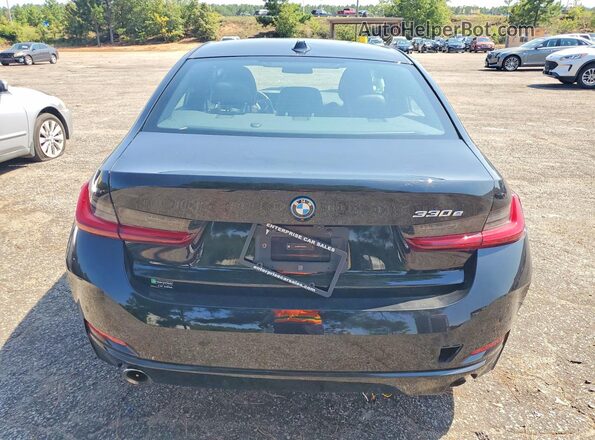3MW39FF03R8E09509 2024 BMW 3 SERIES Черный Вид сзади