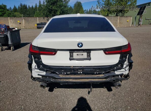 3MW39FF05P8D23664 2023 BMW 3 SERIES Белый Вид сзади
