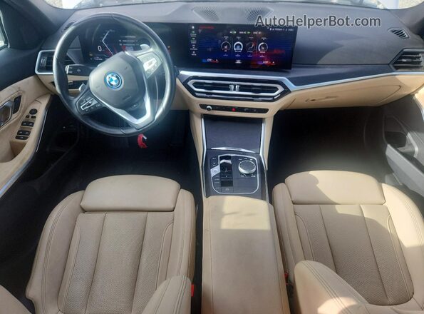 3MW39FS07P8D01610 2023 BMW 3 SERIES White წინა პანელის ხედი