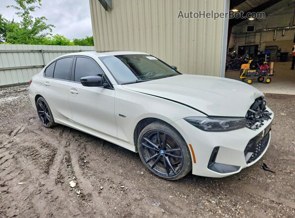 3MW39FS09P8D31613 2023 BMW 3 SERIES Белый Передняя правая четверть