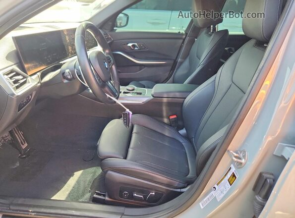 3MW49FS04R8E46272 2024 BMW M3 Gray Вид салону спереду