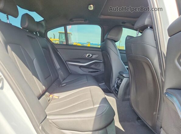 3MW49FS04R8E46272 2024 BMW M3 Gray Вид задніх сидінь
