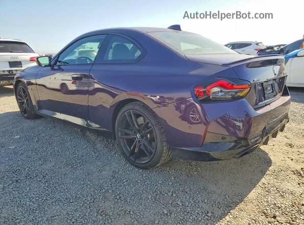 3MW53CM02N8C61584 2022 BMW M2 Purple Rear left