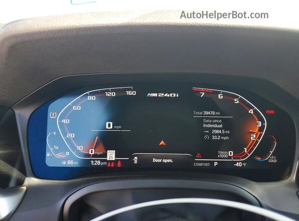 3MW53CM03N8C77230 2022 BMW M2 Gray Вид щитка приладів
