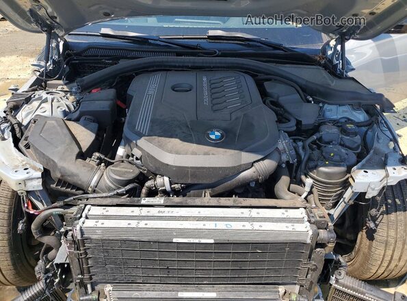 3MW53CM07N8C63444 2022 BMW M2 Gray Rear interior view