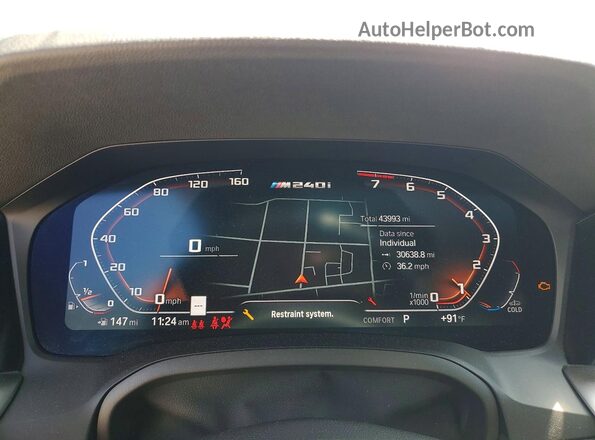 3MW53CM07N8C63444 2022 BMW M2 Gray Instrument cluster view