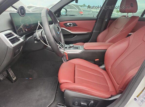 3MW59FT01S8F78155 2025 BMW M3 Black Вид салону спереду