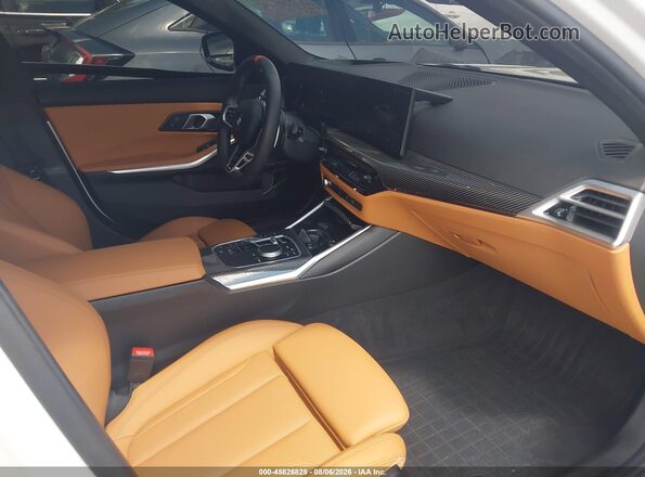 3MW59FT07T8F99464 2026 BMW M3 White Вид салону спереду