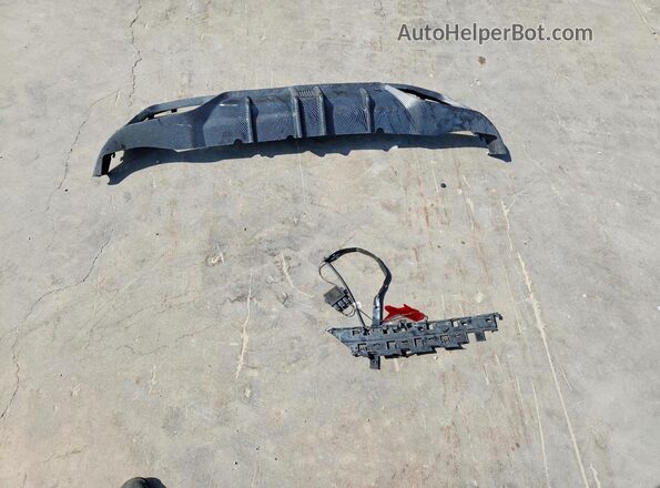 3MW5P7J00N8C63219 2022 BMW 3 SERIES Black Engine compartment view