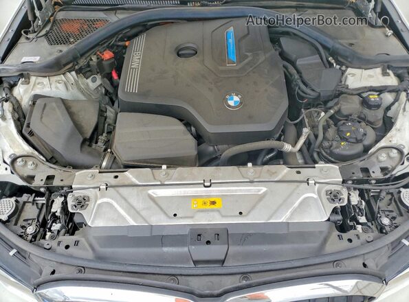 3MW5P7J06M8B98245 2021 BMW 3 SERIES White Սալոնի հետևի տեսք