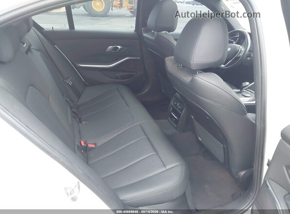 3MW5P7J0XM8B55110 2021 BMW 3 SERIES White Widok naklejki z numerem VIN