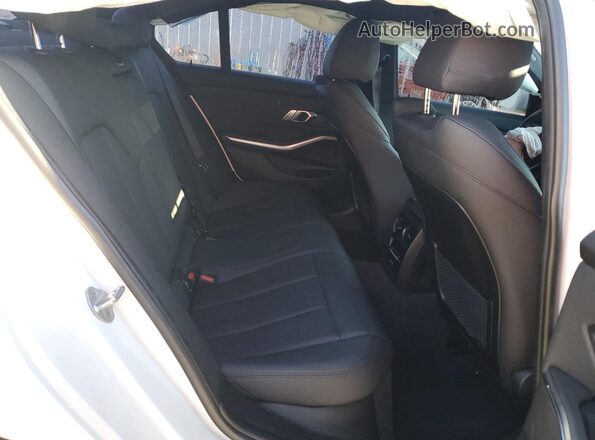 3MW5R1J05M8B54566 2021 BMW 3 SERIES White უკანა სავარძლების ხედი