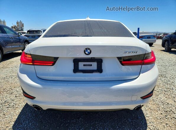 3MW5R1J06L8B32879 2020 BMW 3 SERIES White Vista trasera