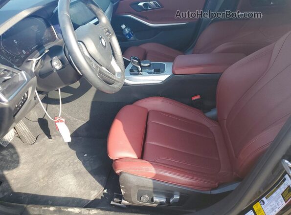 3MW5R1J07N8C70675 2022 BMW 3 SERIES Черный Вид салона спереди