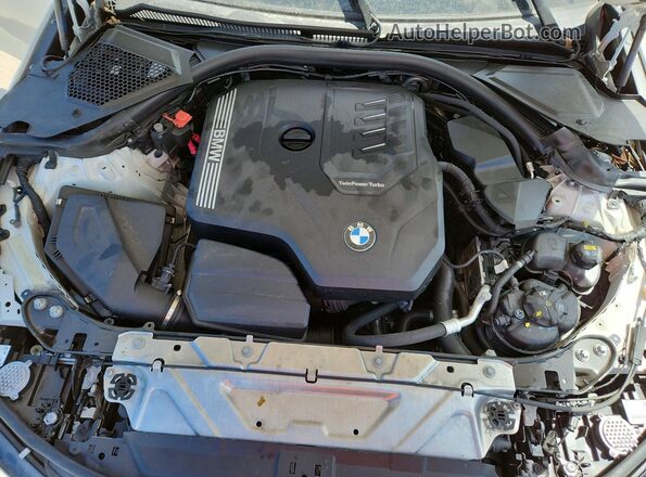 3MW5R1J09N8C34258 2022 BMW 3 SERIES White Widok wnętrza z tyłu