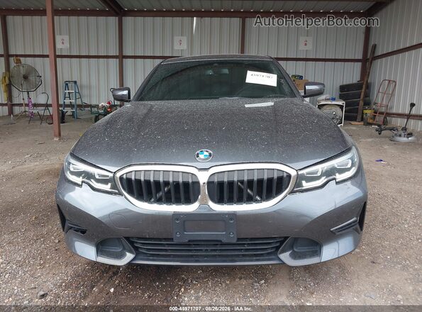 3MW5R1J58K8B02180 2019 BMW 3 SERIES Silver ხელსაწყოთა პანელის ხედი
