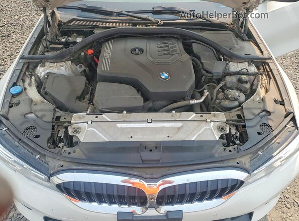 3MW5R7J01L8B06354 2020 BMW 3 SERIES White Vista interior trasera