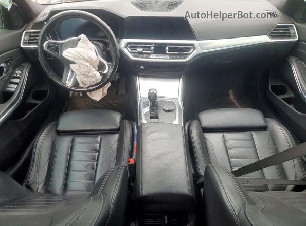 3MW5R7J02L8B10963 2020 BMW 3 SERIES Черный Вид панели приборов