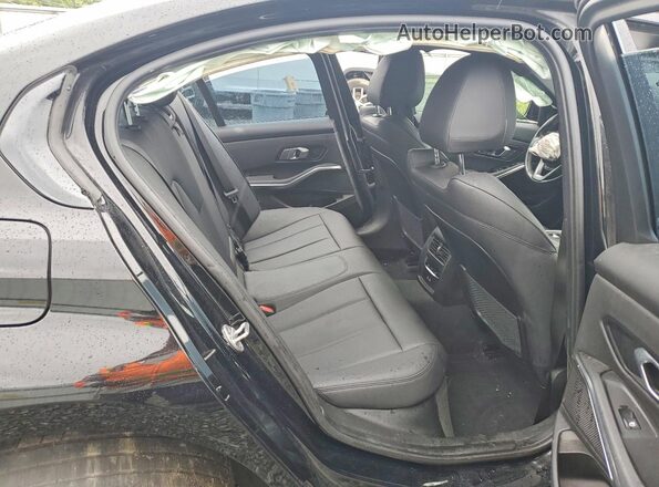 3MW5R7J07M8C05973 2021 BMW 3 SERIES Black Widok tylnych siedzeń