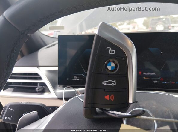 3MW69CW00S8F09472 2025 BMW 3 SERIES Black Vista del salpicadero