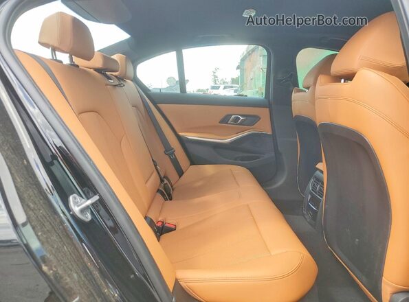 3MW69CW07S8F47653 2025 BMW 3 SERIES Black Вид задніх сидінь