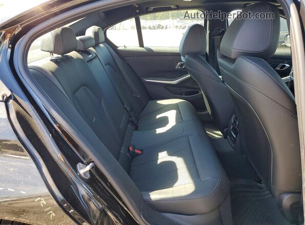 3MW69CW09S8F25184 2025 BMW 3 SERIES Black Widok tylnych siedzeń
