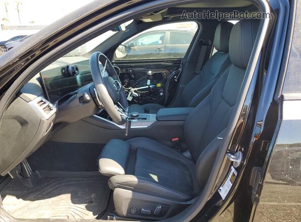 3MW69CW09S8F25184 2025 BMW 3 SERIES Black Widok wnętrza z przodu