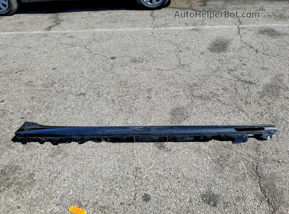 3MW69CW09S8F25184 2025 BMW 3 SERIES Black Widok komory silnika