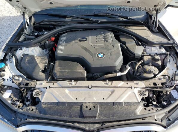 3MW69FF03R8E72574 2024 BMW 3 SERIES White Rear interior view