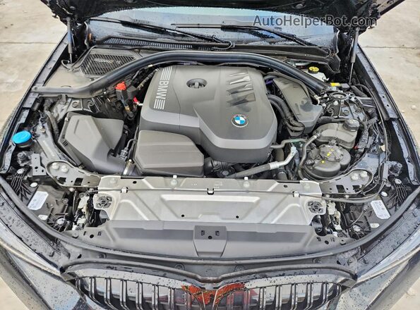 3MW89CW00T8F87650 2026 BMW 3 SERIES Черный Вид задней части салона