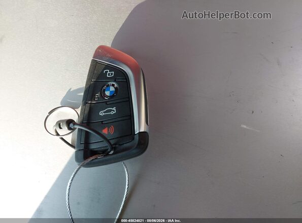 3MW89CW02T8G07641 2026 BMW 3 SERIES Черный Вид панели приборов