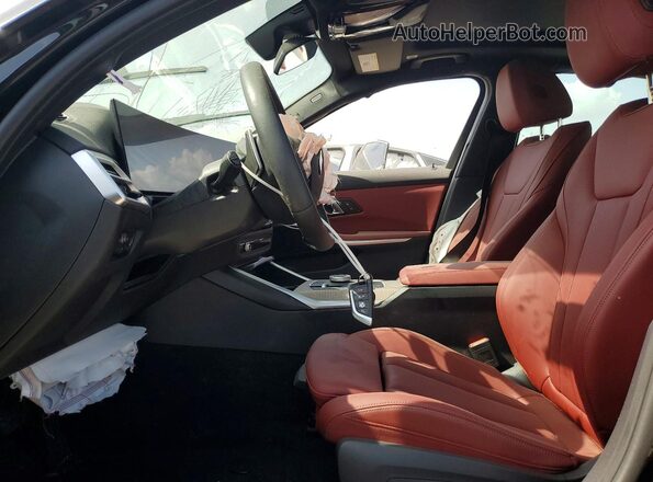 3MW89CW06S8F72939 2025 BMW 3 SERIES Black Вид салону спереду