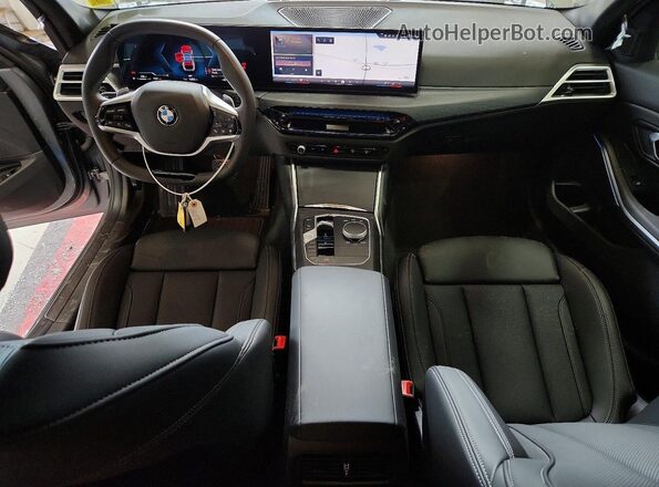3MW89CW07S8F35169 2025 BMW 3 SERIES Gray Առջևի վահանակի տեսք