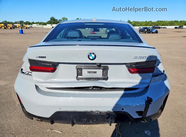3MW89CW08S8F21944 2025 BMW 3 SERIES Gray Widok z tyłu