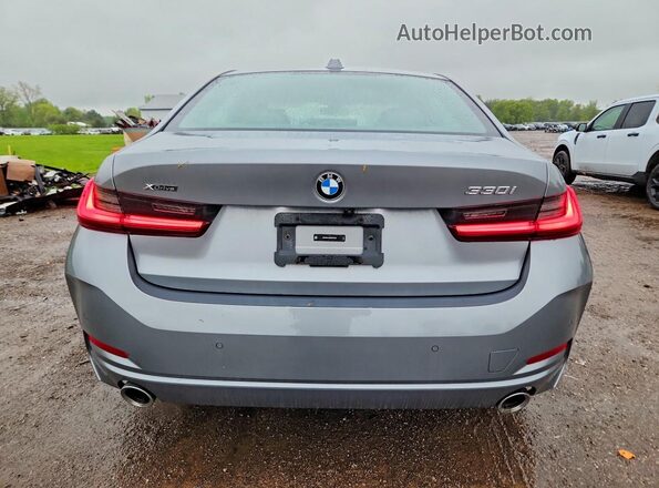 3MW89FF03R8E01335 2024 BMW 3 SERIES Silver Widok z tyłu