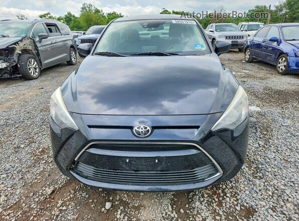3MYDLBYV0HY164484 2017 TOYOTA YARIS Черный Вид спереди
