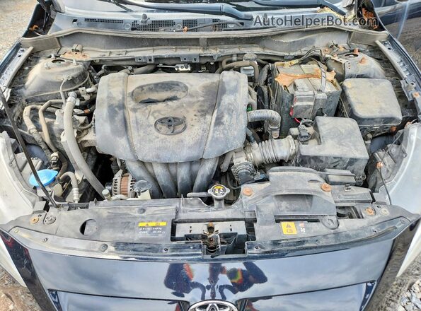 3MYDLBYV0HY164484 2017 TOYOTA YARIS Черный Вид задней части салона