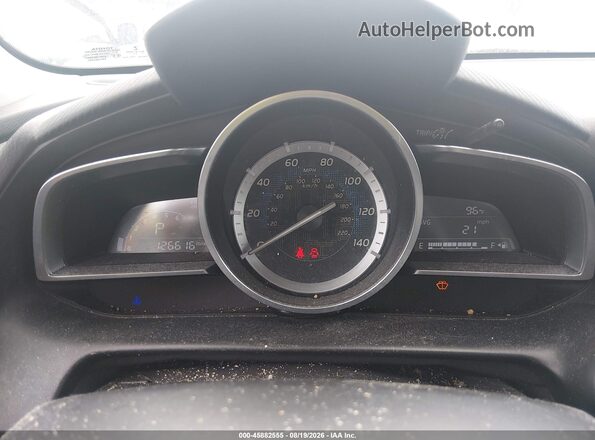 3MYDLBYV0HY183522 2017 TOYOTA YARIS IA Silver უკანა სავარძლების ხედი