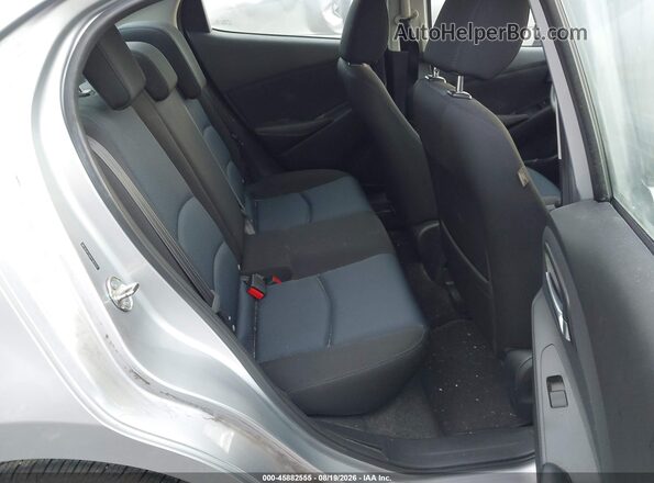 3MYDLBYV0HY183522 2017 TOYOTA YARIS IA Silver VIN კოდის სტიკერის ხედი