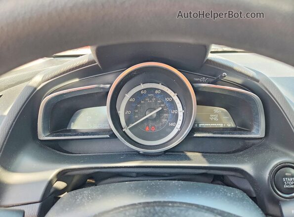 3MYDLBYV0JY332145 2018 TOYOTA YARIS Серебряный Вид щитка приборов