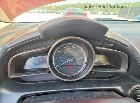 3MYDLBYV0LY708135 2020 TOYOTA YARIS Red Սարքավորումների վահանակի տեսք