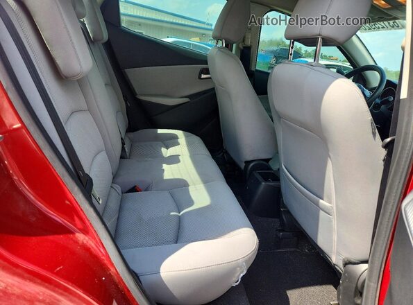 3MYDLBYV0LY708135 2020 TOYOTA YARIS Red Հետևի նստատեղերի տեսք