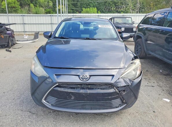 3MYDLBYV1HY162470 2017 TOYOTA YARIS Gray Դիմացի տեսք